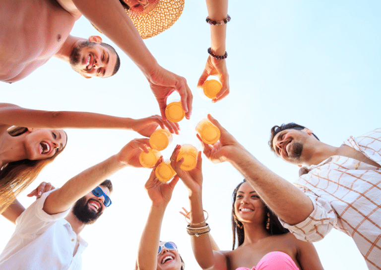 Este verano no necesitas irte a Irlanda
Para mejorar tu inglés, no tienes que hacer maletas ni gastar una fortuna.
Lo que necesitas es mucho más concreto:

👉 Un plan adaptado a ti
👉 Profes que te escuchen sin juzgar
👉 Un espacio donde hablar inglés sin miedo ni presión